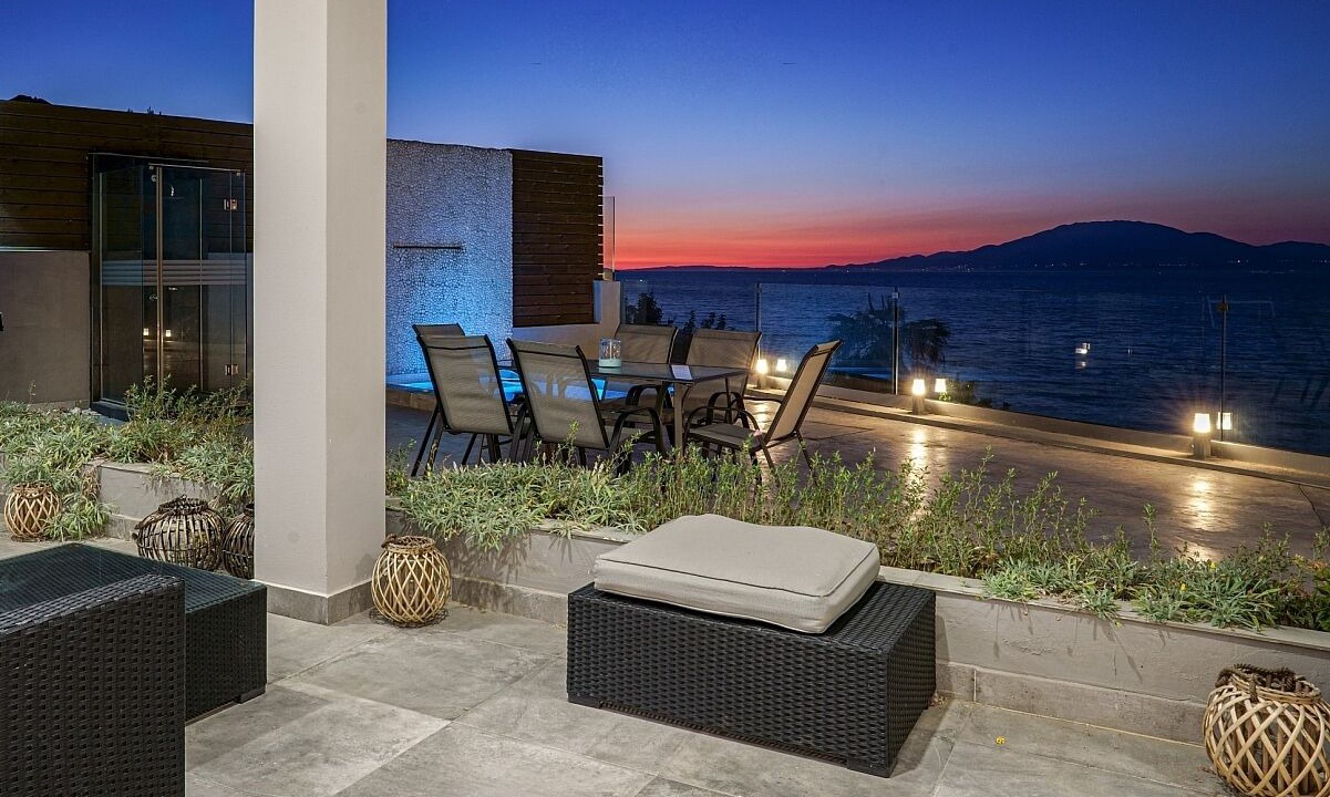 Photo of Outdoor in Neromilos