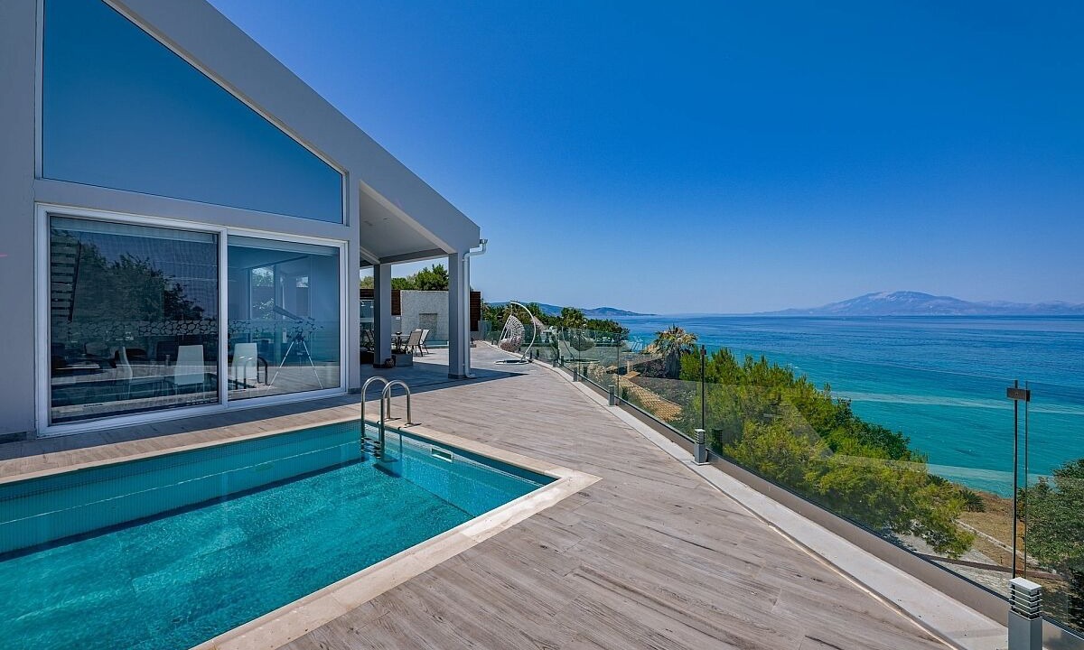 Photo of Outdoor in Neromilos