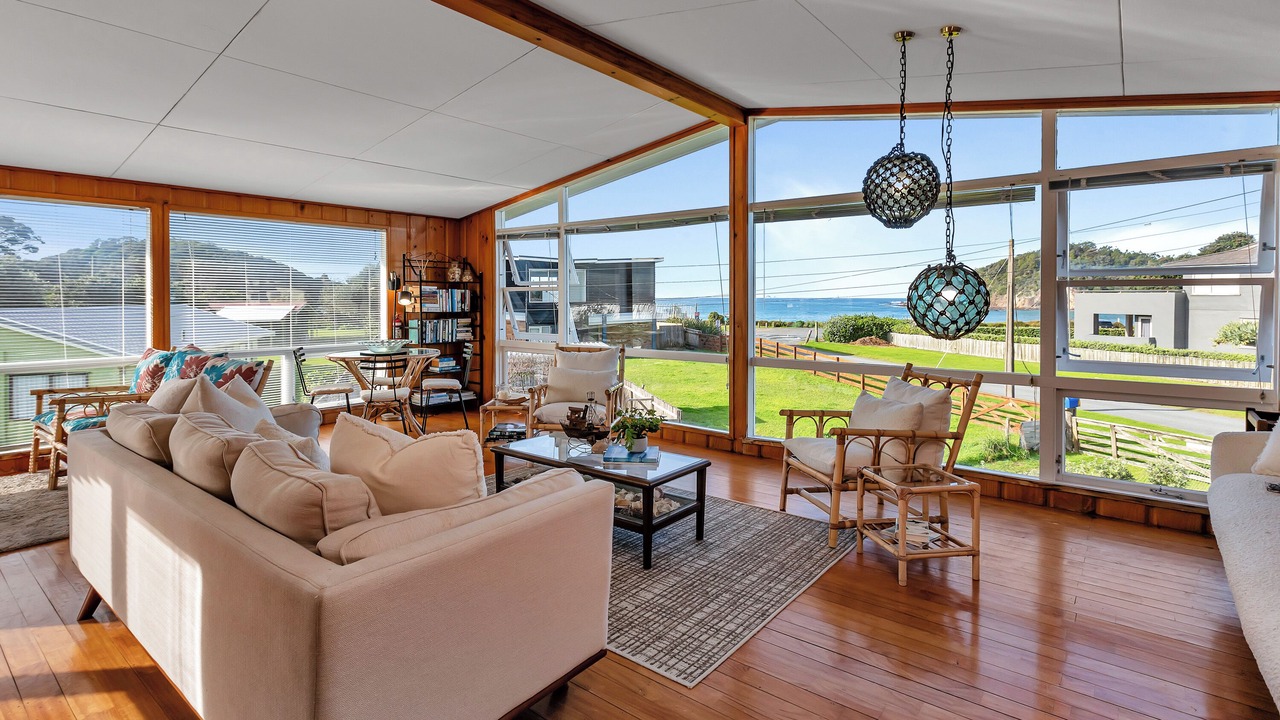 Photo of Livingroom in Matapouri