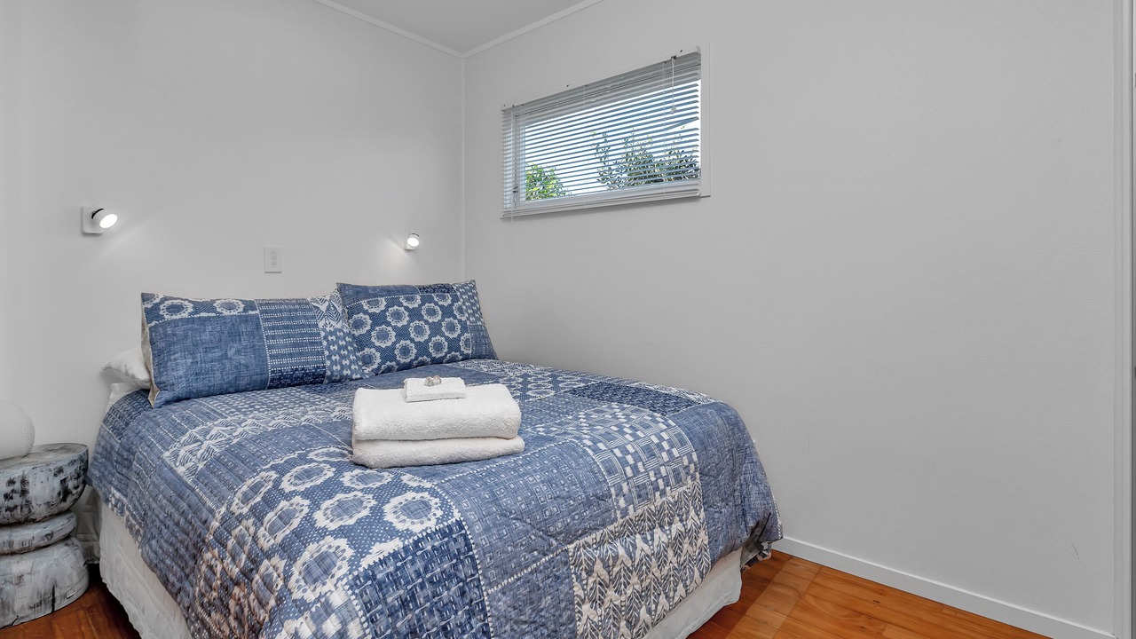 Photo of Bedroom in Matapouri