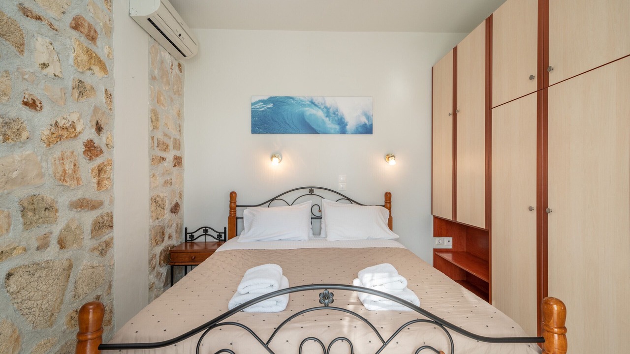 Photo of Bedroom in Skala