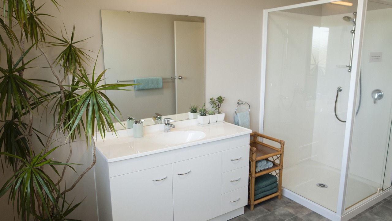 Photo of Bathroom in Ngunguru