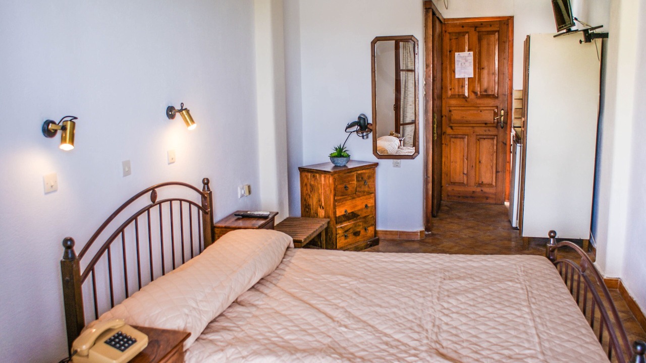 Photo of Bedroom in Ydrousa