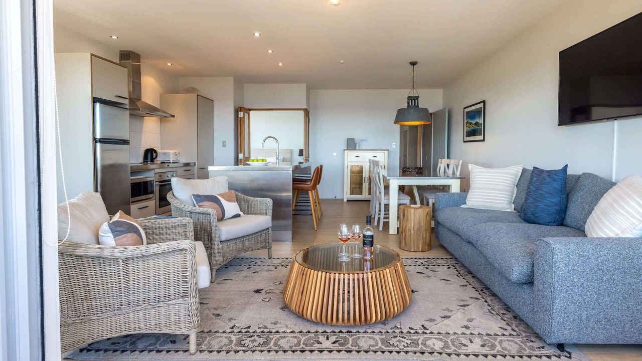 Photo of Livingroom in Onetangi