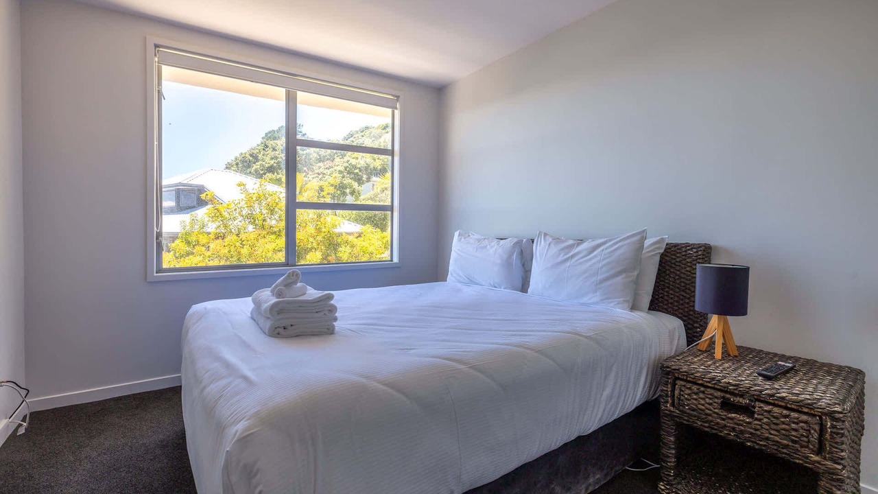Photo of Bedroom in Onetangi