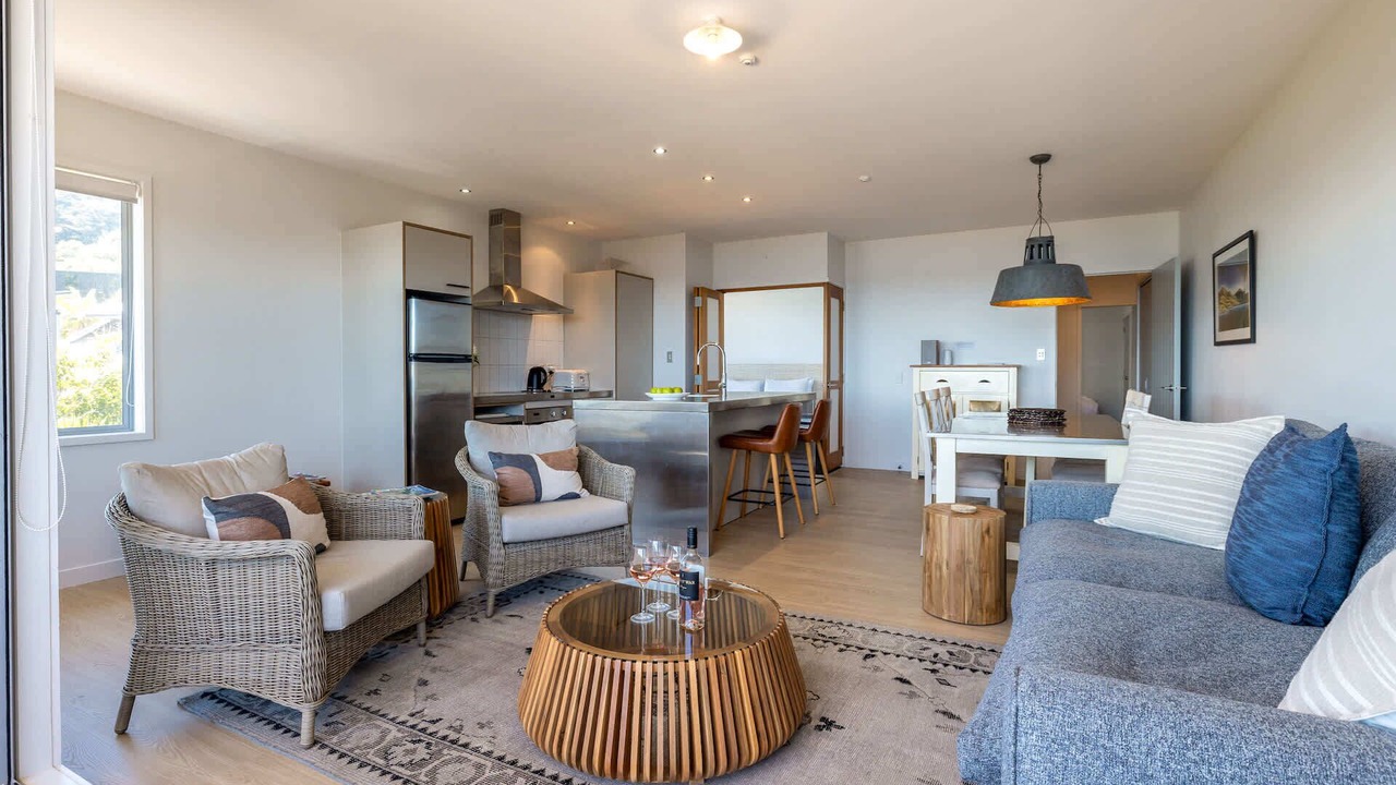 Photo of Livingroom in Onetangi
