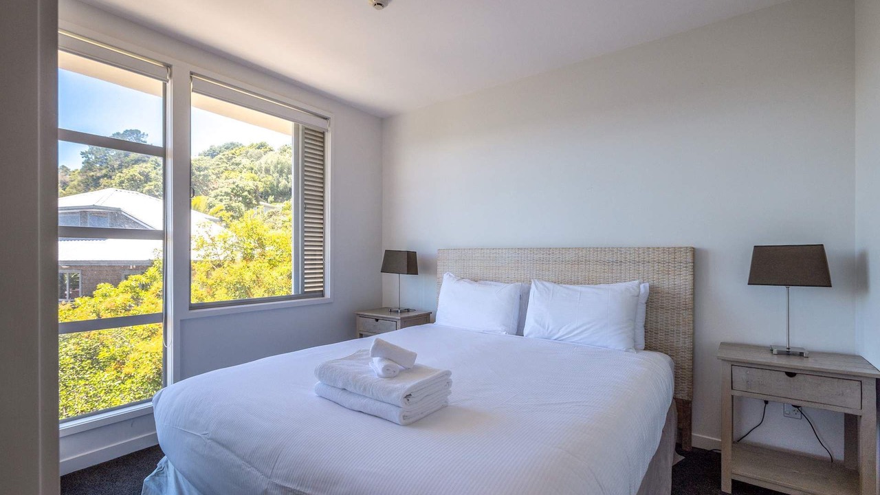 Photo of Bedroom in Onetangi
