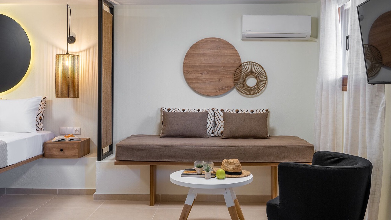 Photo of Bedroom in Kato Gouves