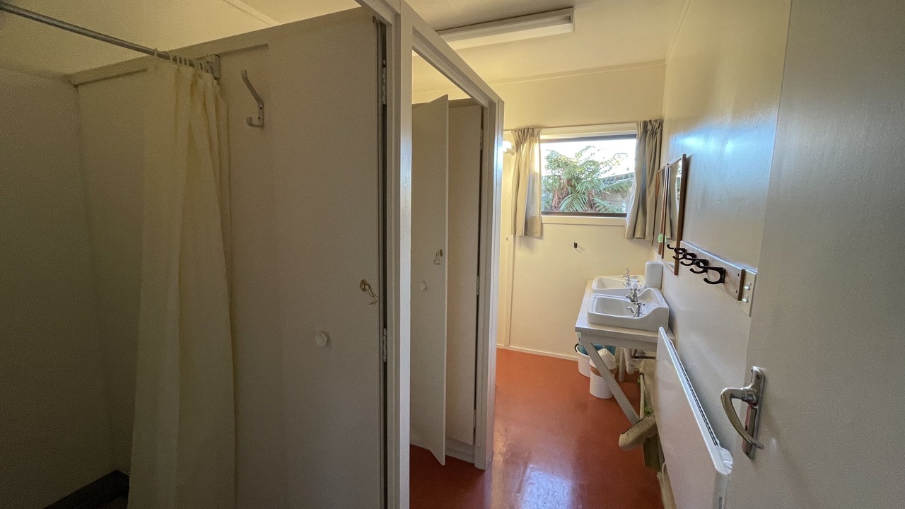 Photo of Bathroom in National Park Village