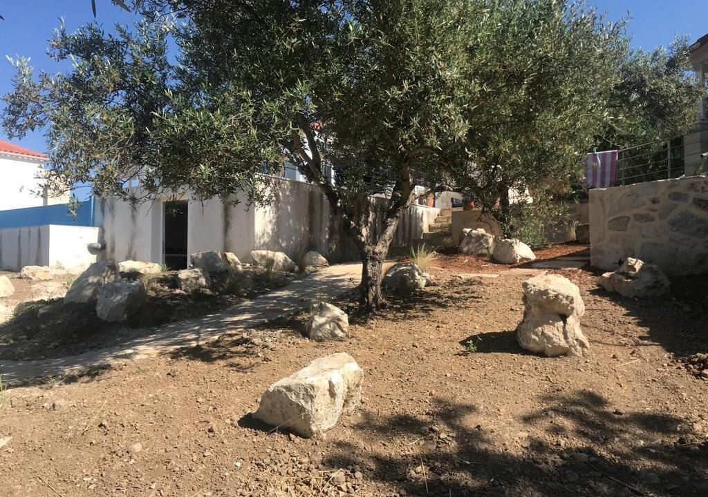 Photo of Outdoor in Douliana