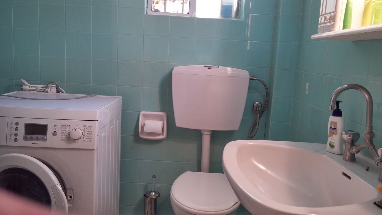 Photo of Bathroom in Keratsinion