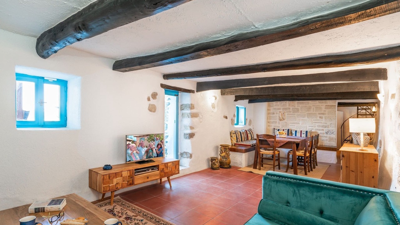 Photo of Livingroom in Roumeli