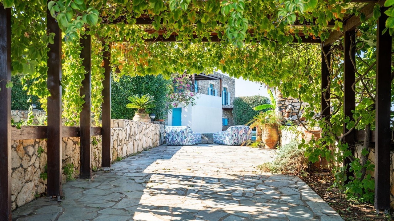 Photo of Outdoor in Roumeli