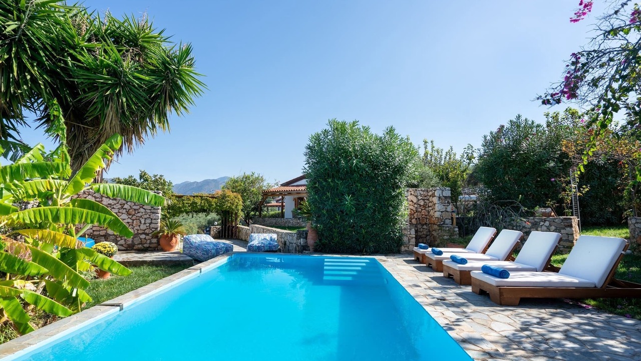 Photo of Outdoor in Roumeli