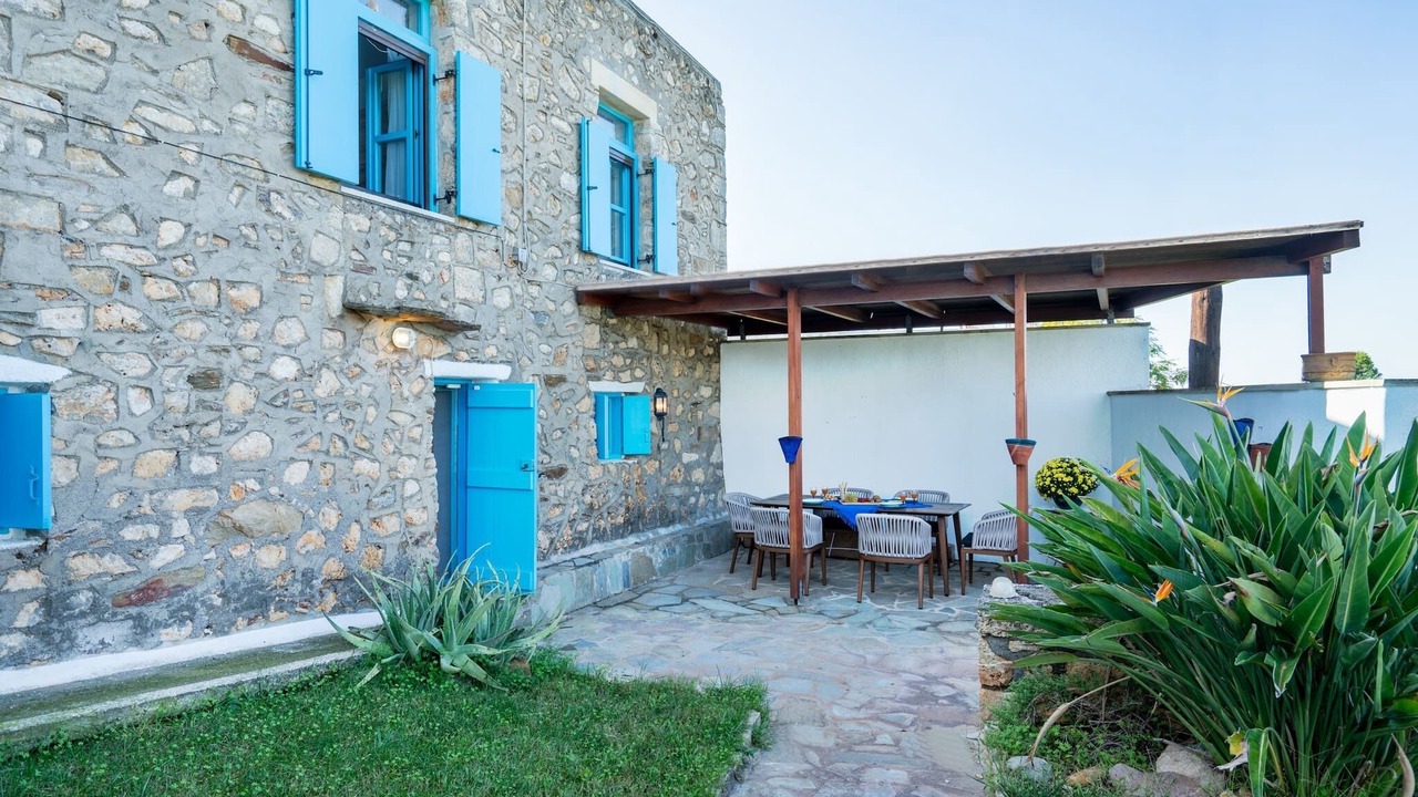 Photo of Outdoor in Roumeli