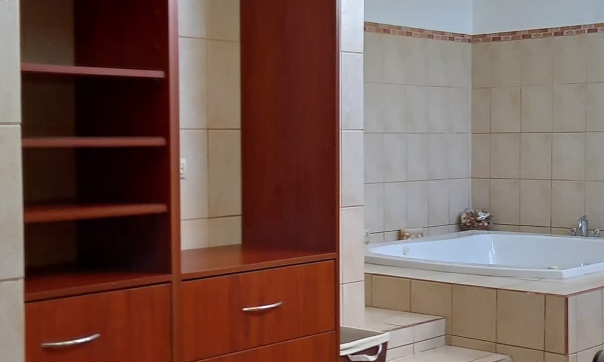 Photo of Bathroom in El Cipres