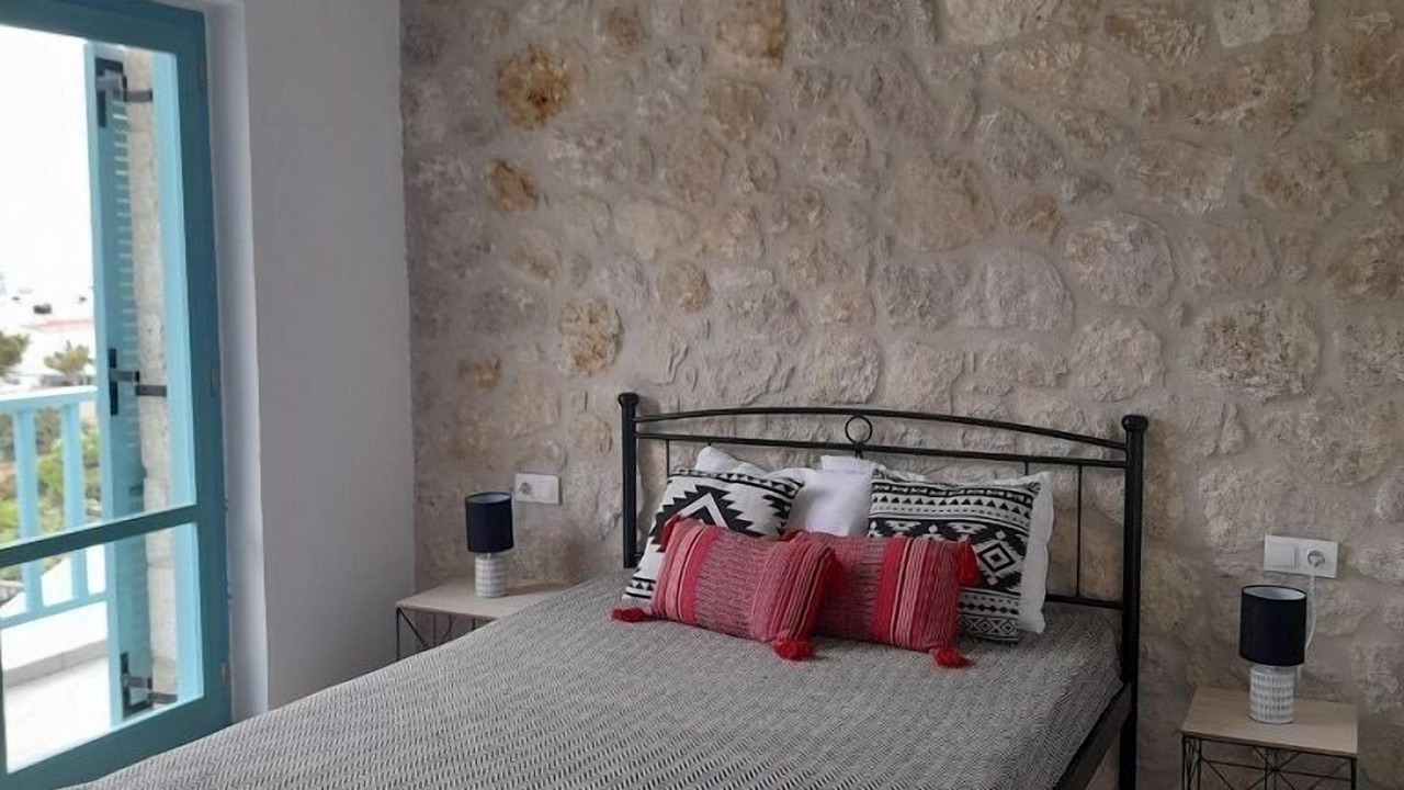 Photo of Bedroom in Minoa Pediada