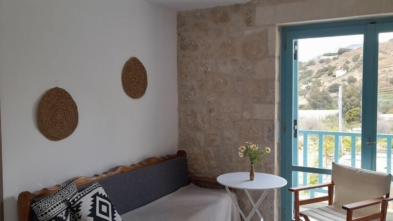 Photo of Livingroom in Minoa Pediada