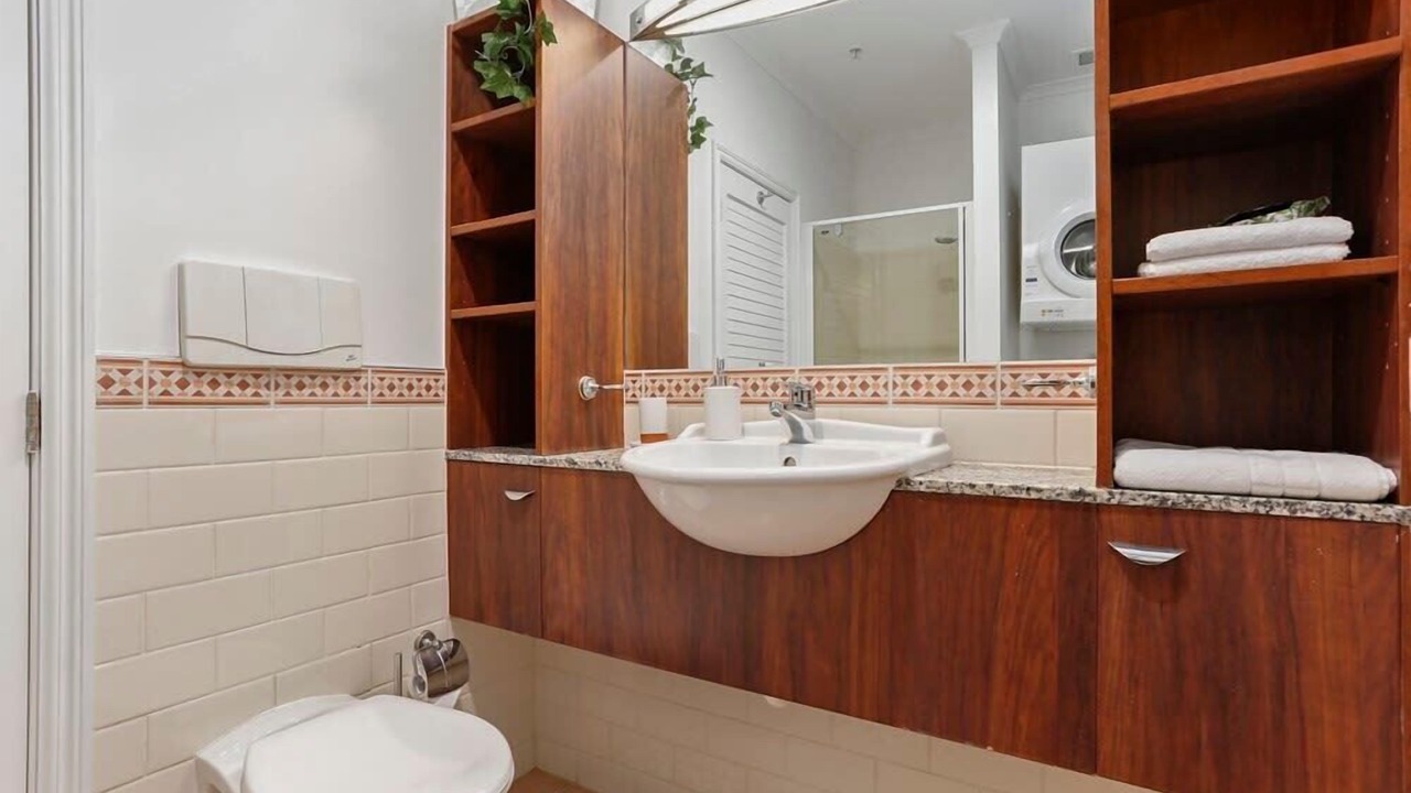 Photo of Bathroom in Auckland Central Business District