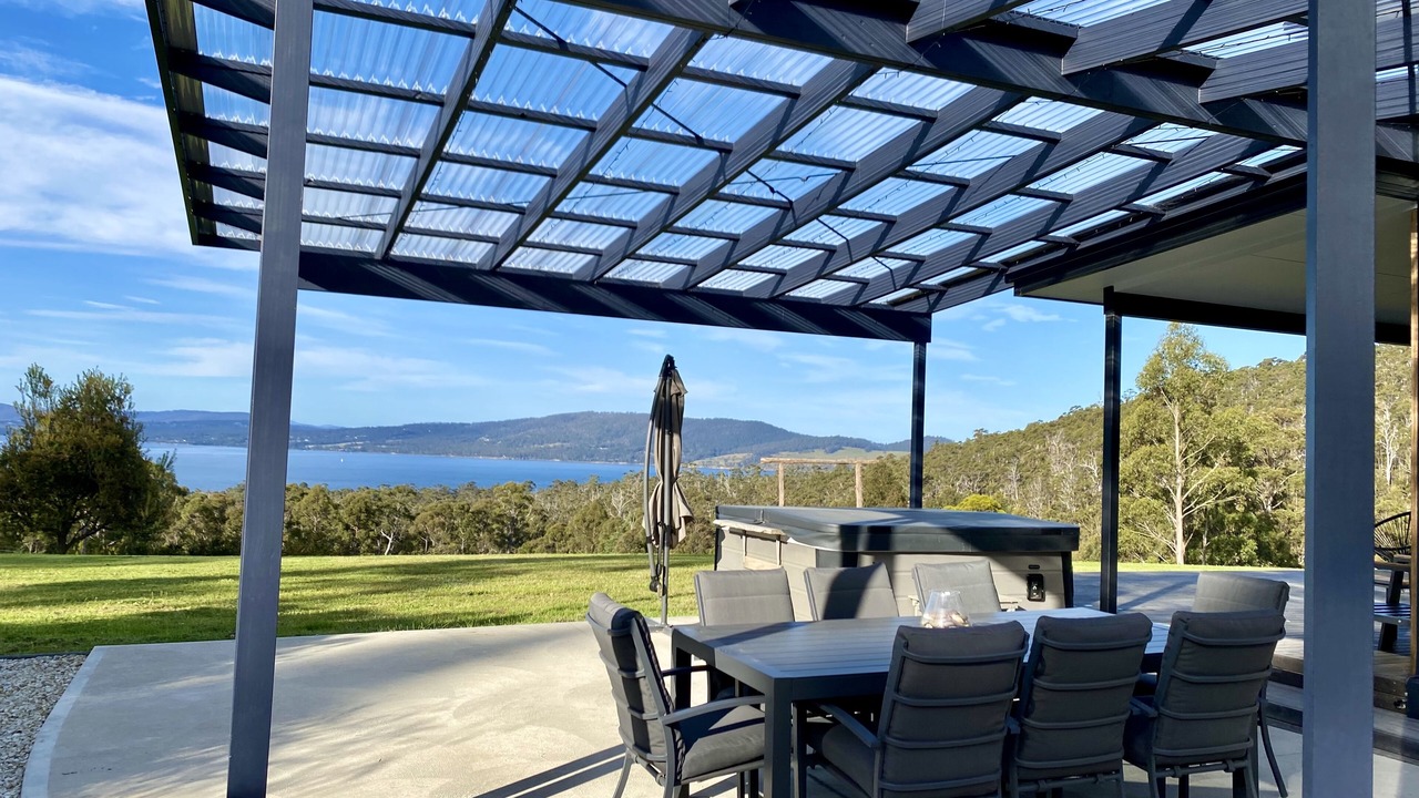 Photo of Outdoor in Lower Snug