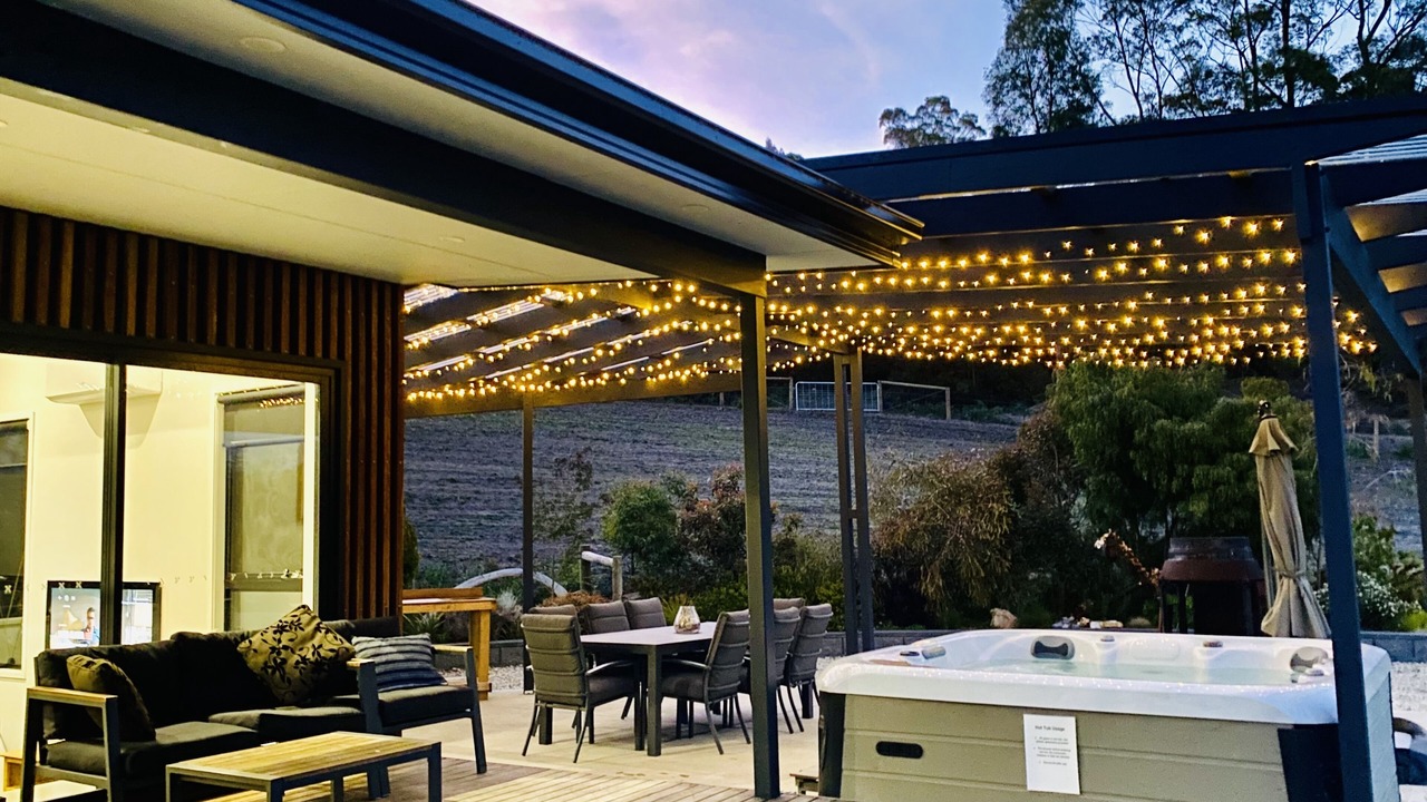 Photo of Patio Balcony in Lower Snug