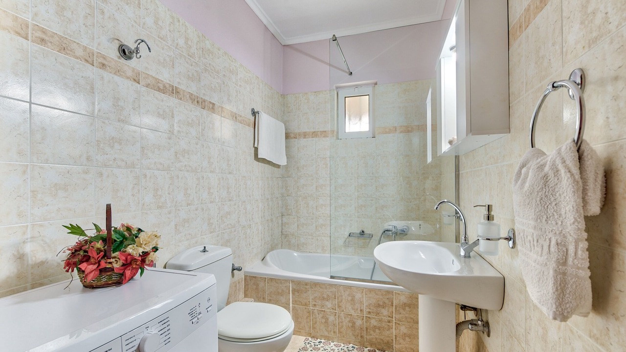 Photo of Bathroom in Zakynthos Town