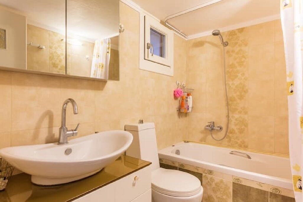 Photo of Bathroom in Thessaloniki City Centre