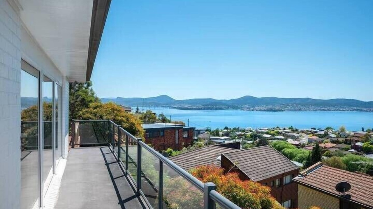 Photo of Others in Sandy Bay