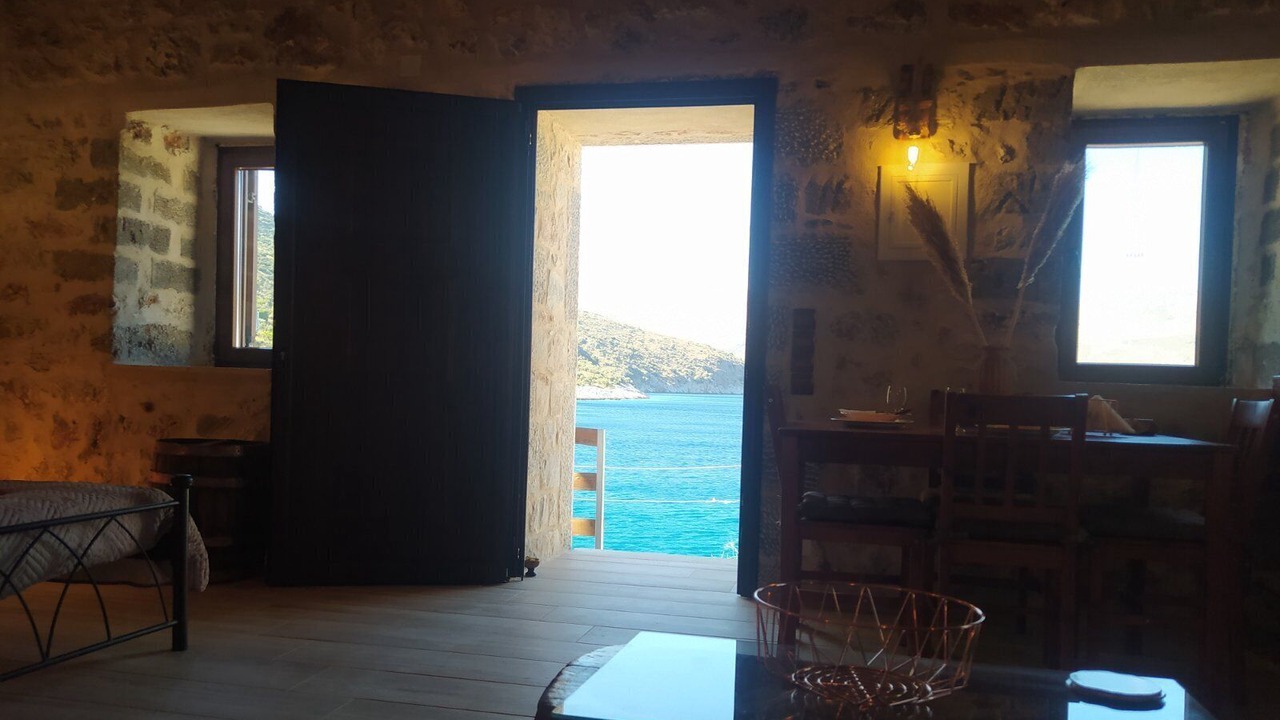 Photo of Others in Omales