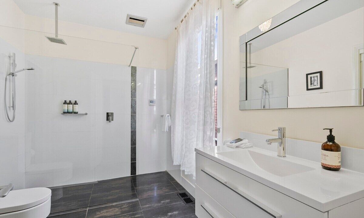 Photo of Bathroom in Sandy Bay