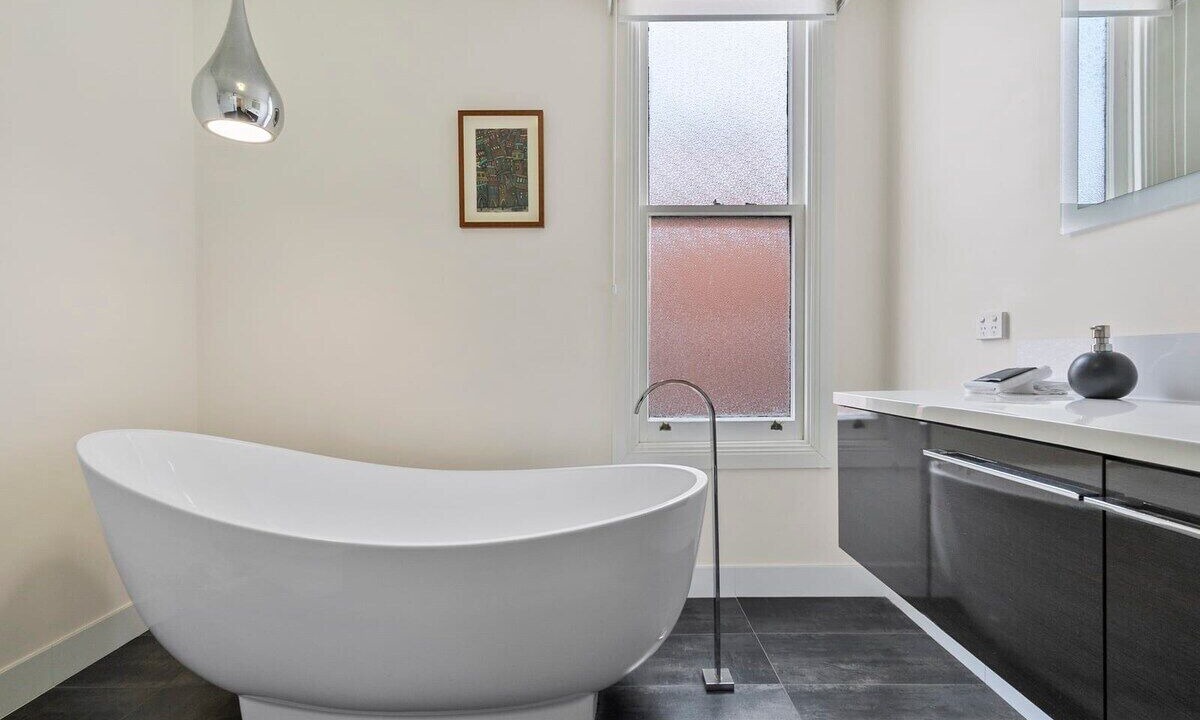 Photo of Bathroom in Sandy Bay