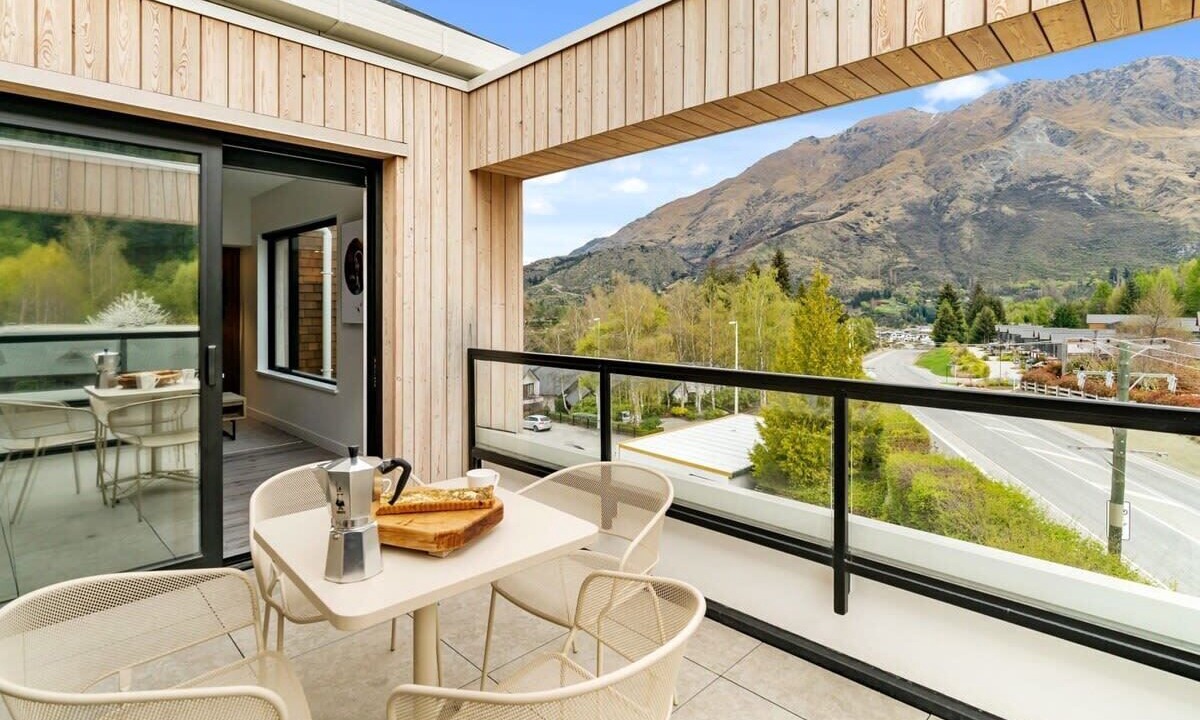 Photo of Patio Balcony in Arthur's Point