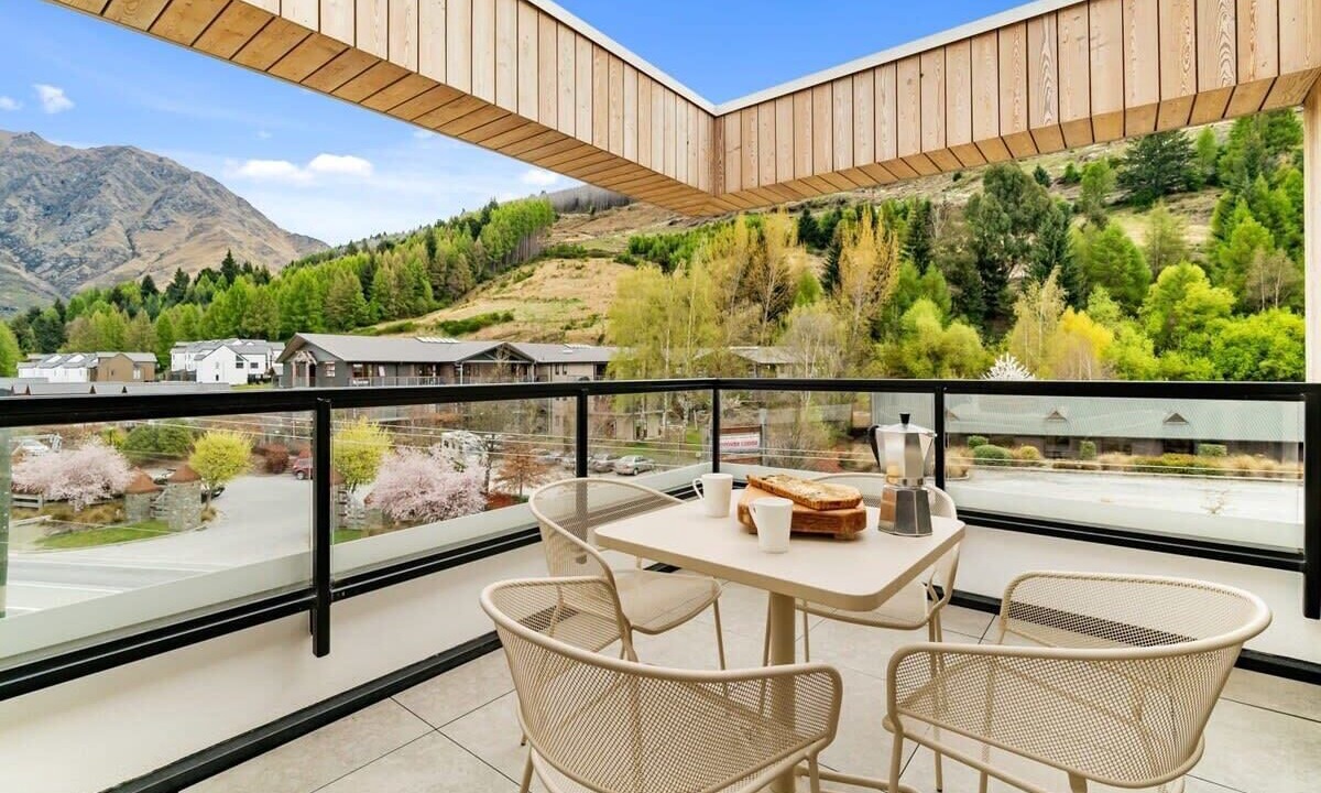 Photo of Patio Balcony in Arthur's Point