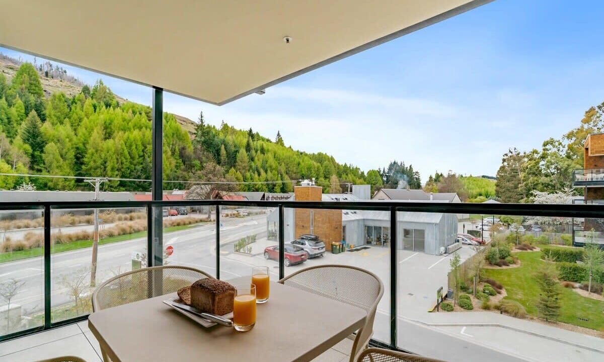Photo of Patio Balcony in Arthur's Point