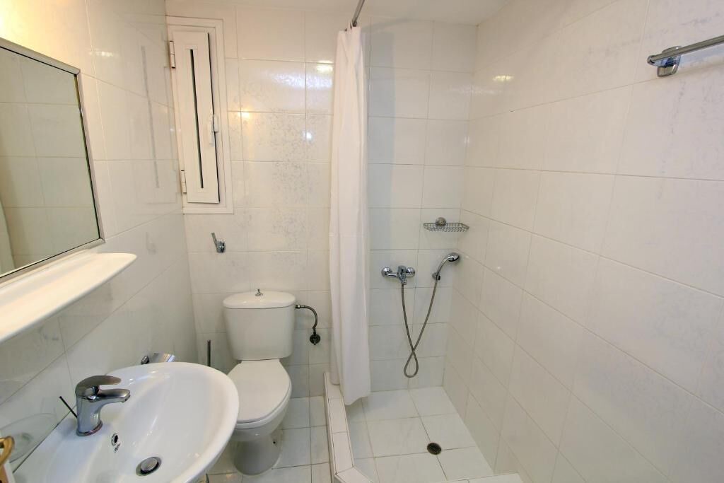 Photo of Bathroom in Piraeus