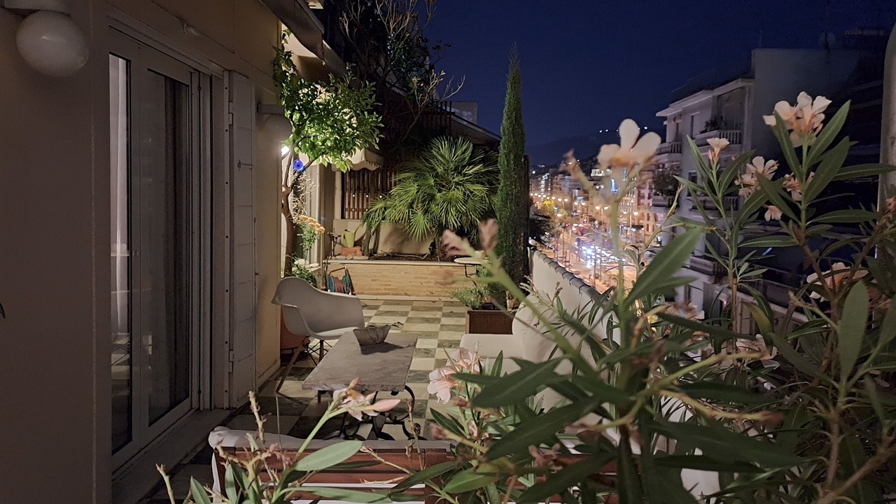 Photo of Patio Balcony in Platia Viktorias