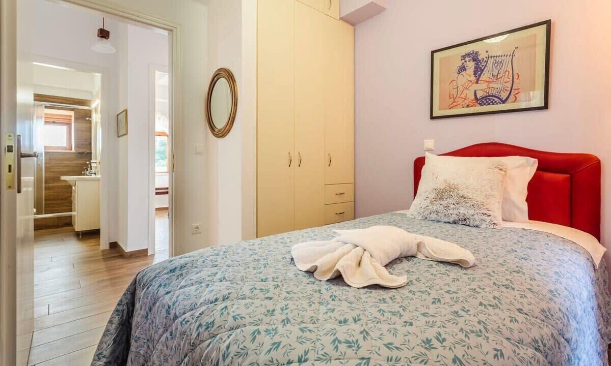 Photo of Bedroom in Trikolonoi