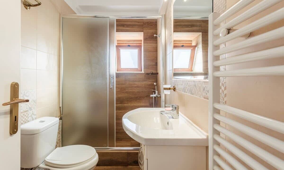 Photo of Bathroom in Trikolonoi