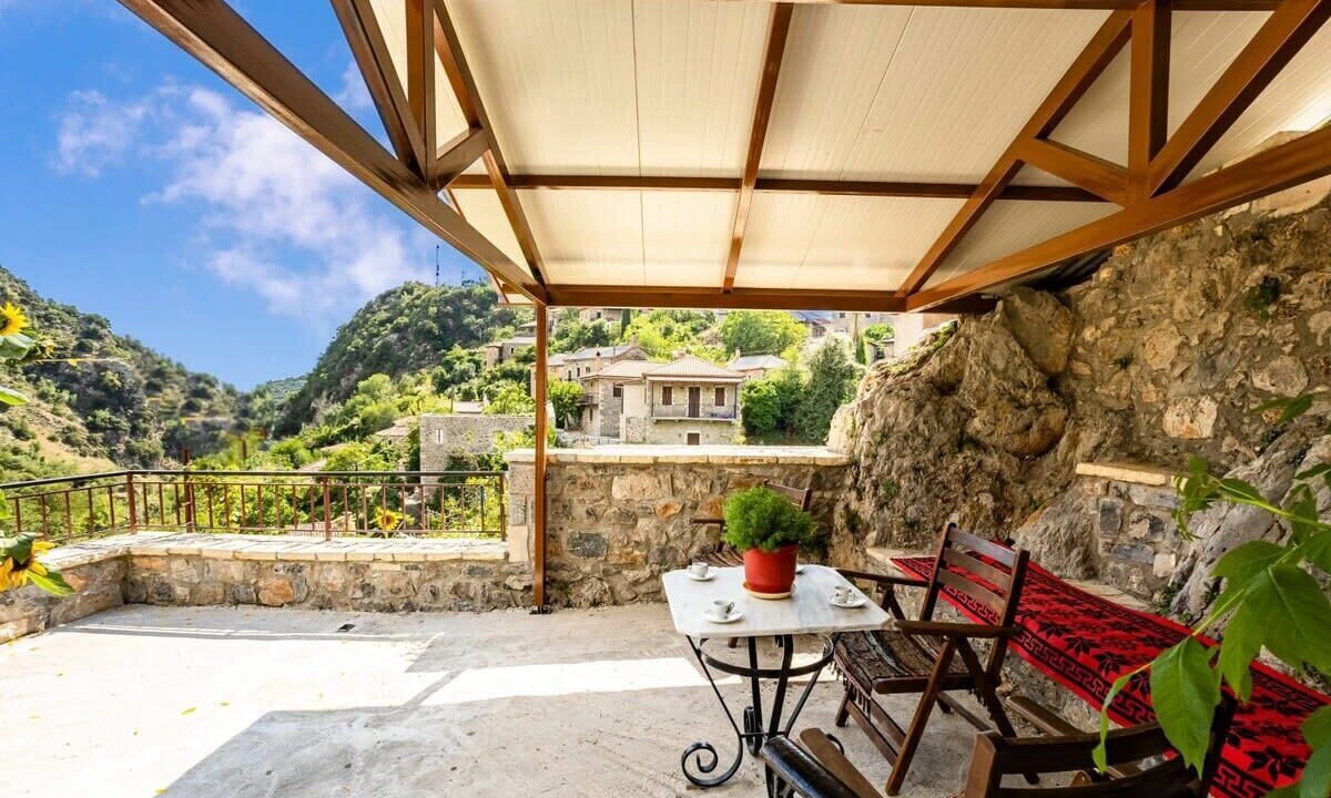 Photo of Outdoor in Trikolonoi