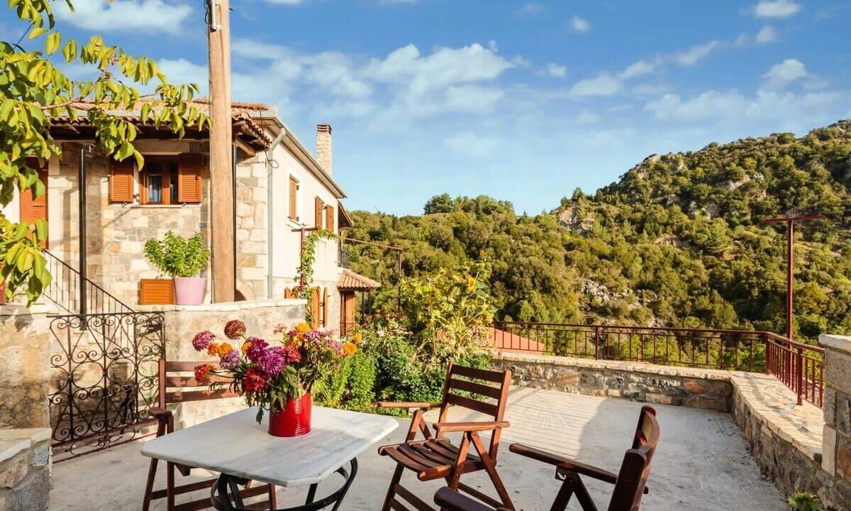 Photo of Outdoor in Trikolonoi