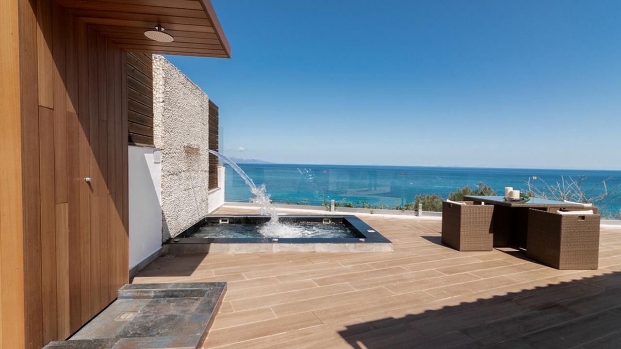 Photo of Patio Balcony in Neromilos
