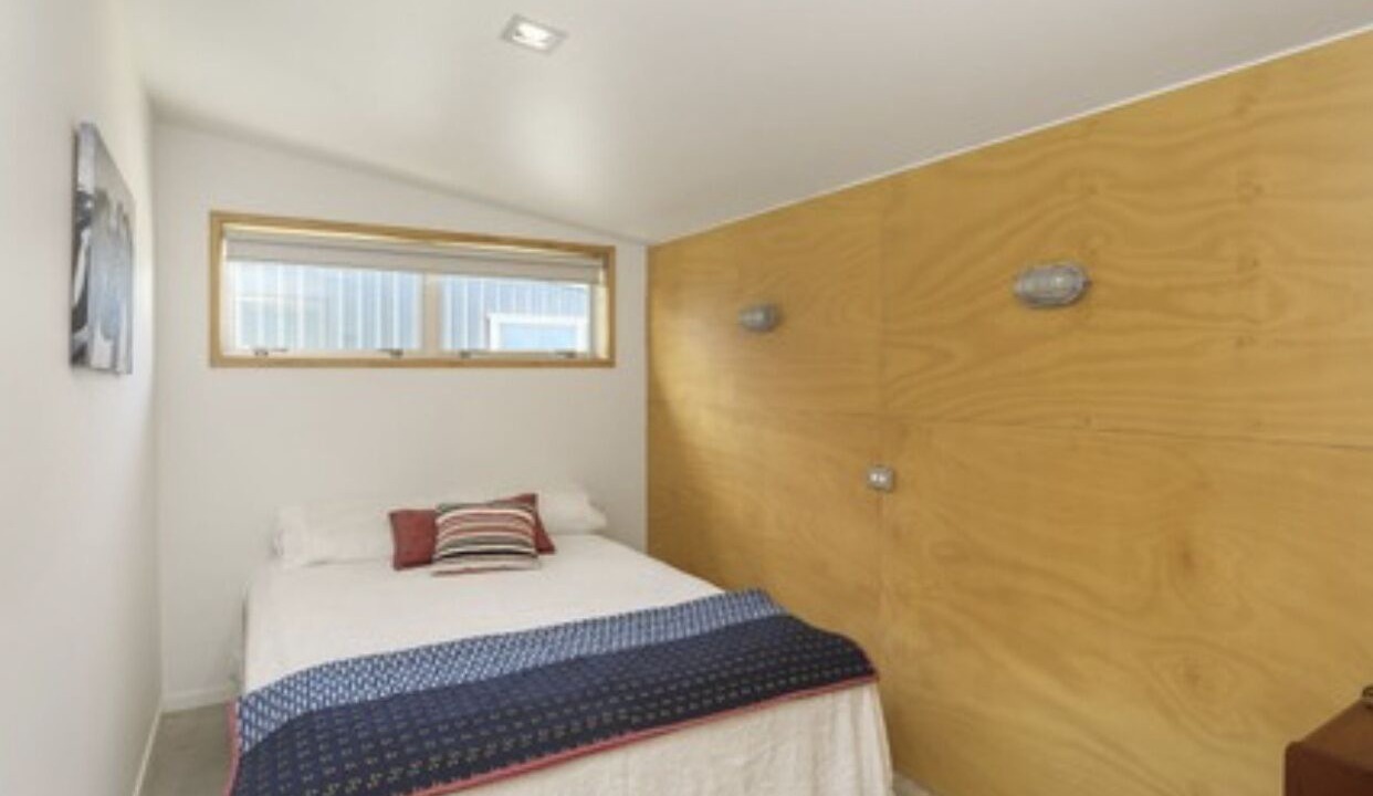 Photo of Bedroom in Warea