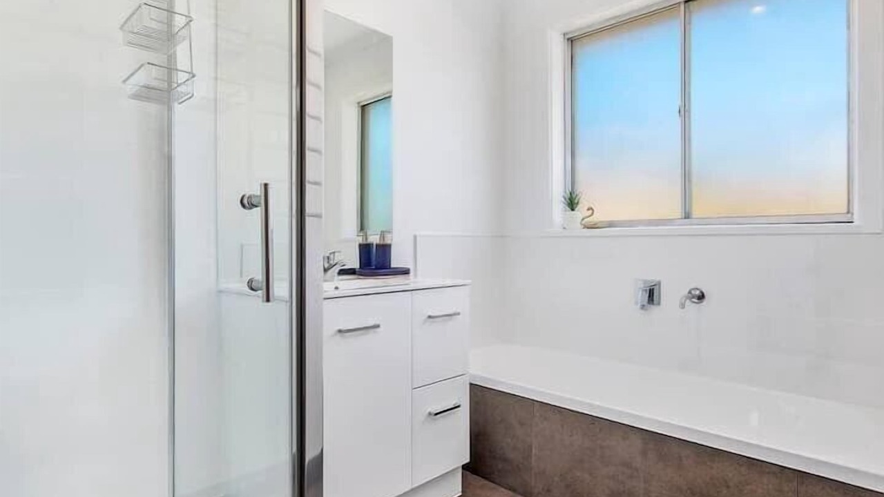Photo of Bathroom in Warrane