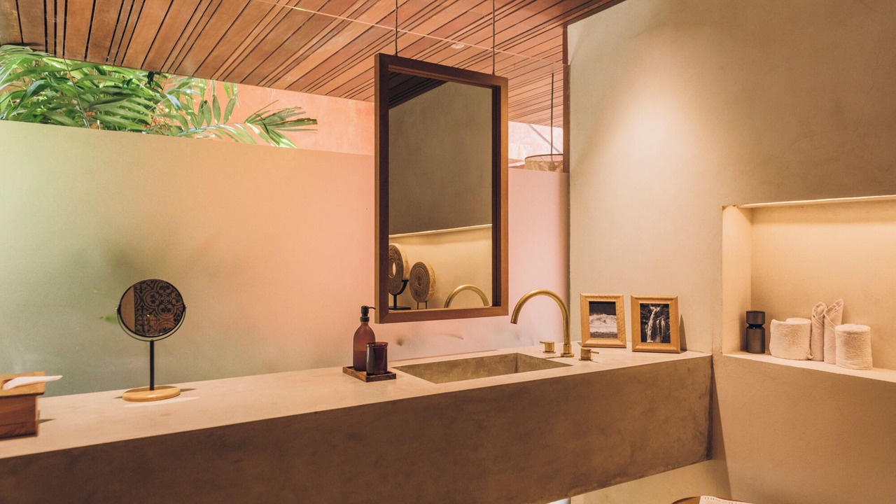 Photo of Bathroom in Praya Barat