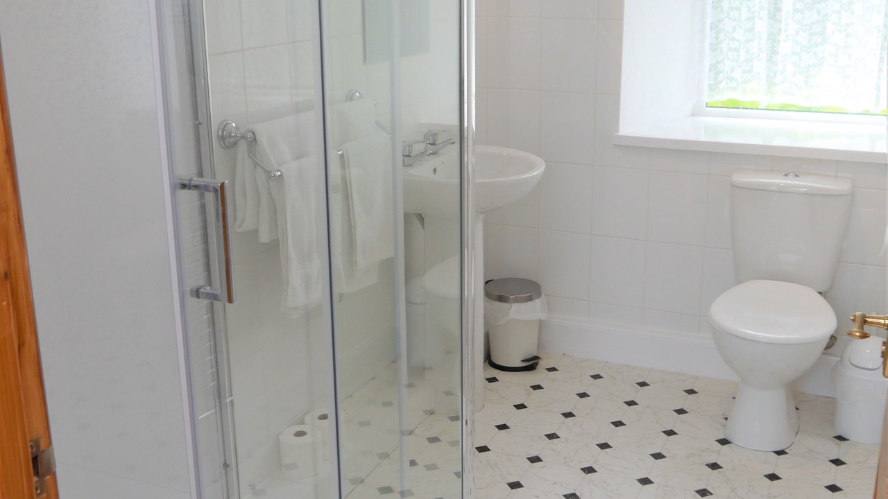 Photo of Bathroom in New Galloway