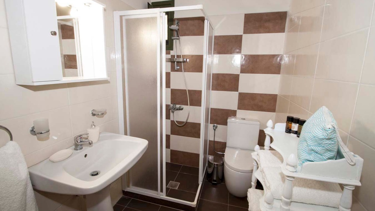 Photo of Bathroom in Lixouri