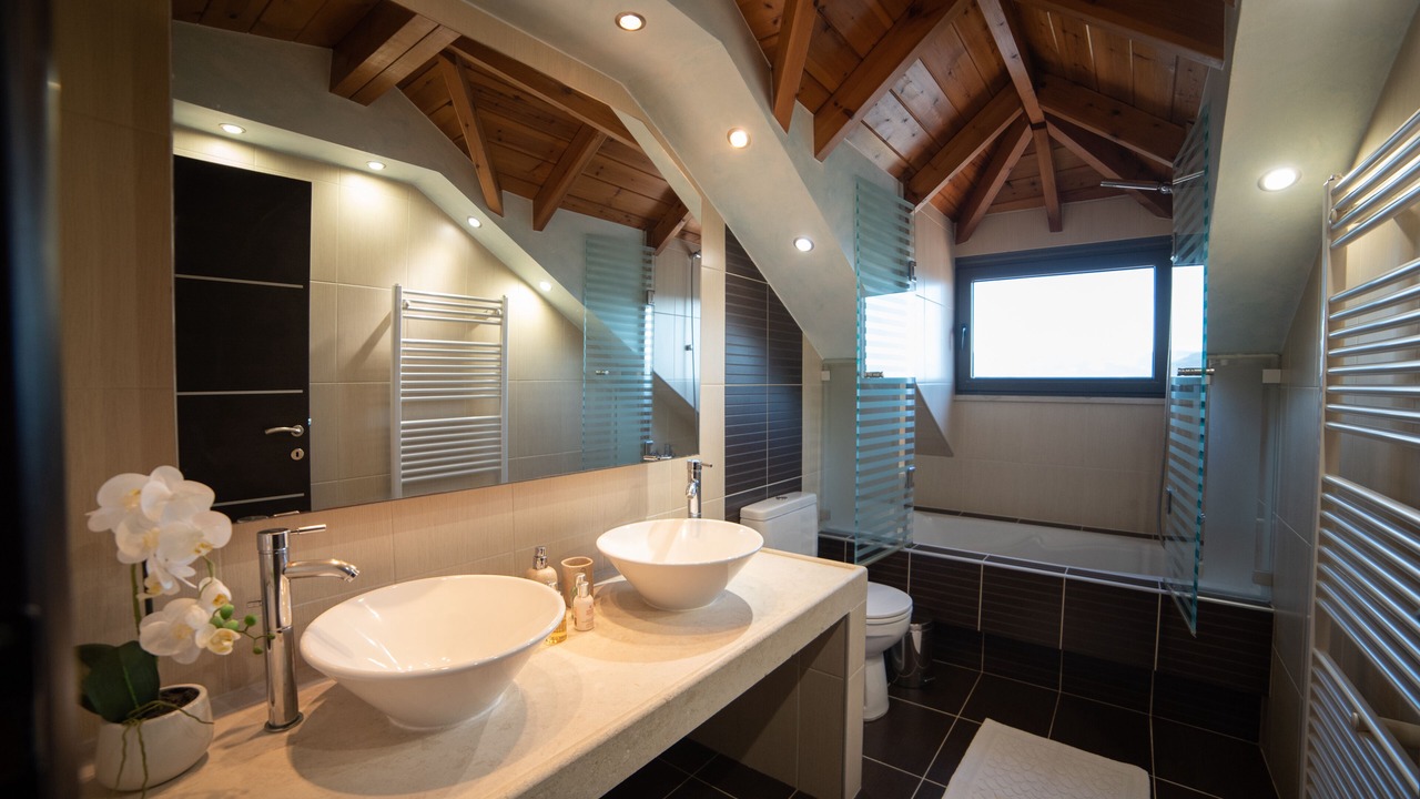 Photo of Bathroom in Agios Nikolaos