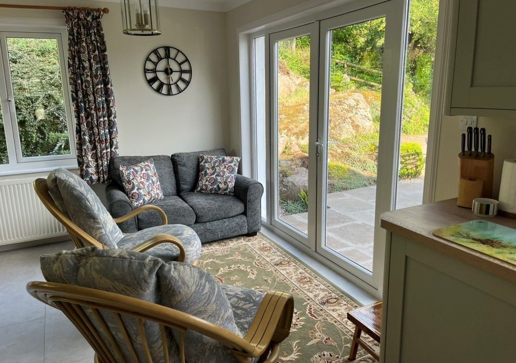 Photo of Livingroom in Rockcliffe
