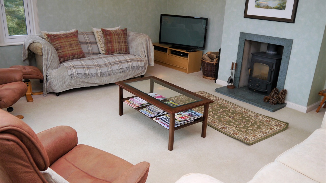 Photo of Livingroom in Rockcliffe