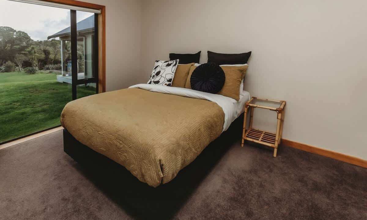 Photo of Bedroom in Egmont Village